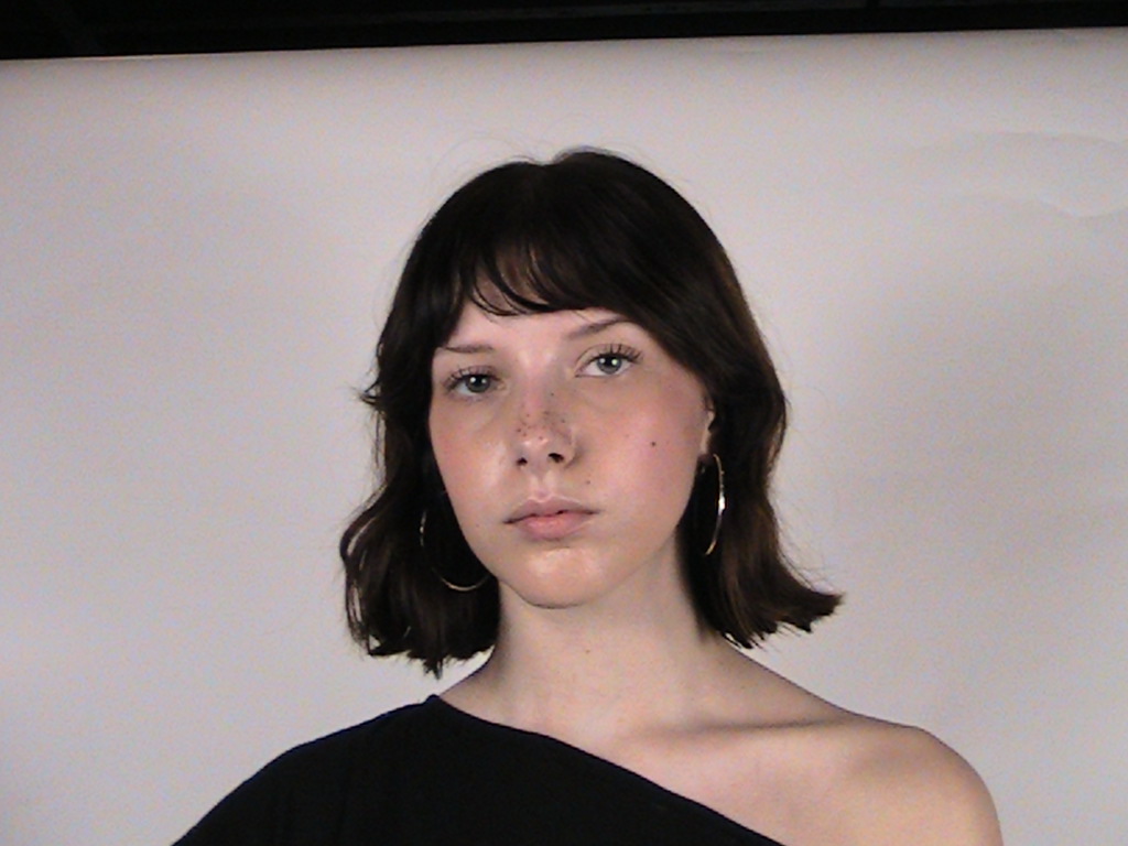 modelmarathon.tearyeyed